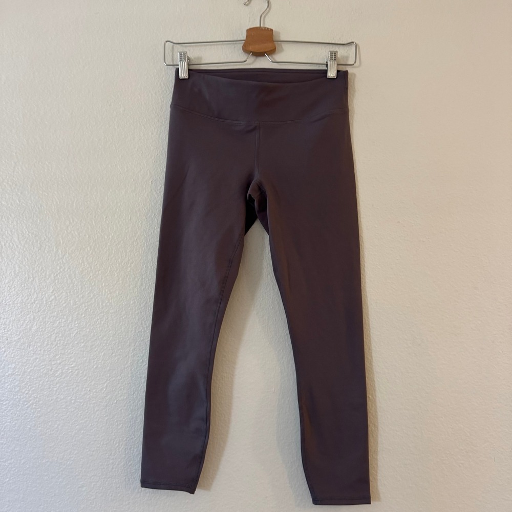 Fabletics High Waisted Compression Yoga Leggings Small Mauve Purple Excellent